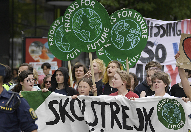Syndikalisterna går på tvärs med övriga fackförbund och säger ja till att strejka för klimatet.