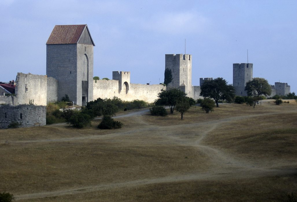 VISBY 20090805
Ringmuren i Visby, Gotland.
Foto: Anders Wiklund / SCANPIX kod 10040 "Gotland är ett magiskt varumärke