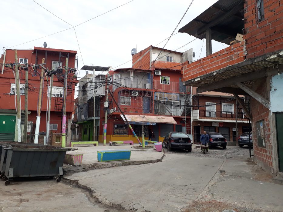 Kåkstaden Ciudad Oculta ligger i Buenos Aires södra utkanter