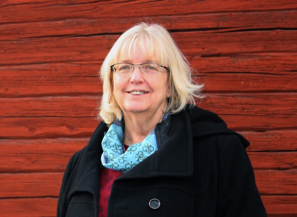 ”Jag tror att banker ska ha en annan form än att vara börsnoterade bolag, så att det finns möjlighet att få in ägarna och veta vad de vill”, säger Ekobankens vd Annika Laurén
