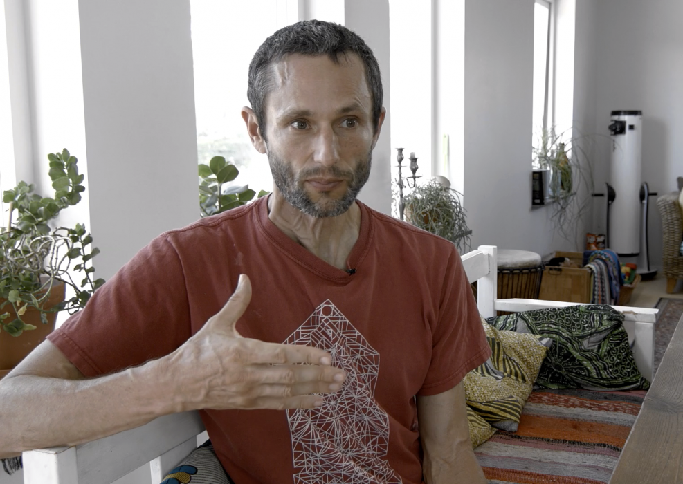 Charles Eisenstein ur Mattias Olssons film An Unlearning