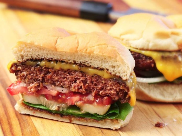 Allt fler konsumenter efterfrågar vegetariska och veganska alternativ till vanlig hamburgare.