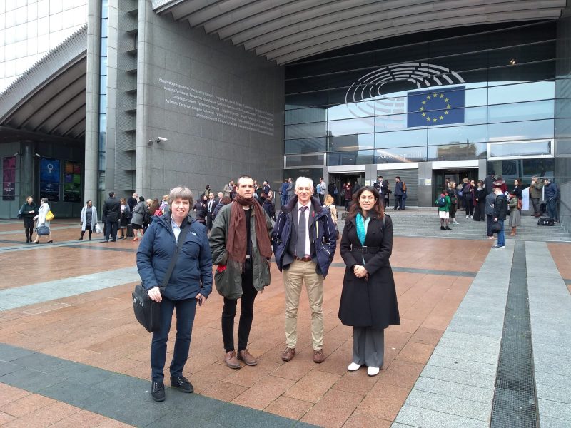 Volontärer från Citizens climate lobby utanför EU-parlamentet i november 2019; Brigitte van Gerven (Belgien), Frej Nicolaisen Sidén (Göteborg), James Collis (Storbritannien/Portugal) och Eloise Lebrun (Frankrike).