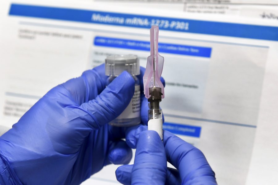 Testandet av amerikanska Modernas covid-19-vaccin inleddes i somras i USA.