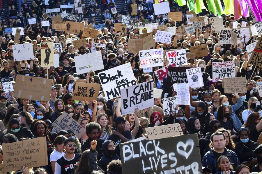 Black Lives Matter protest  på Sergels torg i Stockholm tidigare i år.