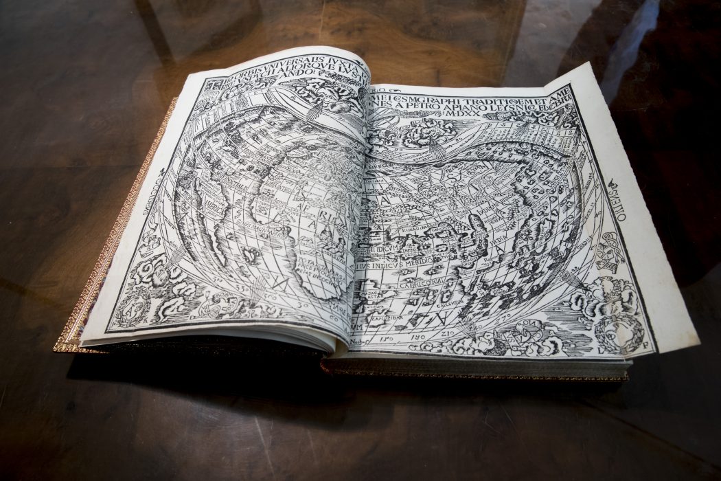 Utopierna har en lång historia inom skönlitteraturen