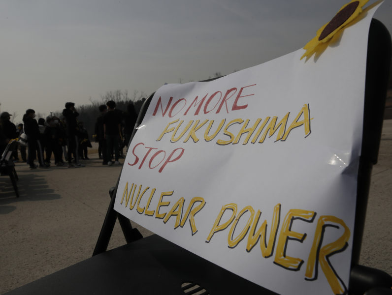 På tioårsdagen av kärnkraftsolyckan i Fukushima skriver representanter från Folkkampanjen mot Kärnkraft-kärnvapen tillsammans med flera andra organisationer om varför vi aldrig får glömma det som inträffade.
