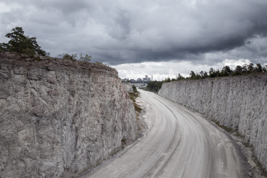 Cementa får inte prövningstillstånd för fortsatt brytning i kalkbrottet i Slite på Gotland.