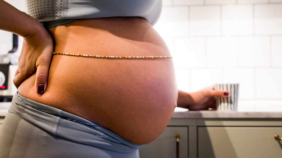 Nu inleds den största studien som genomförts i svensk förlossningsvård, med syftet att ta reda på om födande lika gärna kan sättas igång hemma.