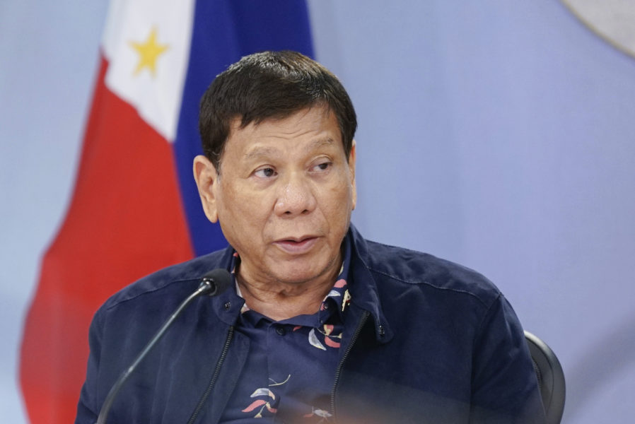 Filippinernas president Rodrigo Duterte har undertecknat en lag som förbjuder barnäktenskap.
