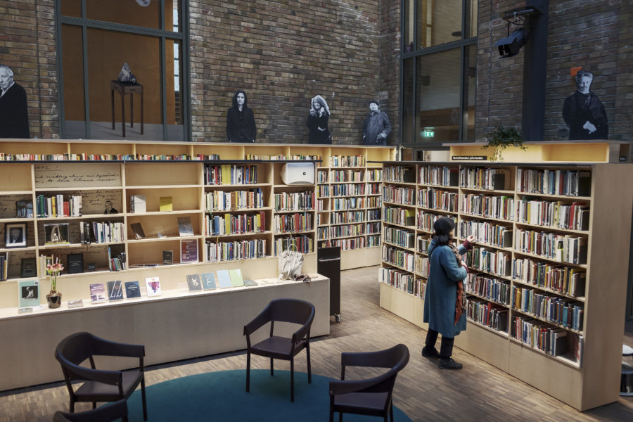 En misshandel av en bibliotekarie i Göteborg är den senaste händelsen, men situationen med oroligheter på landet bibliotek har blivit värre de senaste åren.
