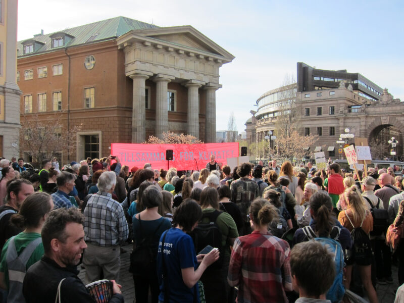 Klimatriksdagen 2018 avslutades med en manifestation utanför riksdagen i Stockholm.