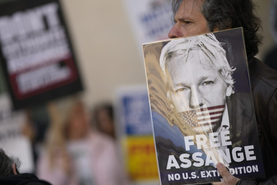 Storbritanniens inrikesminister Priti Patel har godkänt att Wikileaks-grundaren Julian Assange ska utlämnas till USA.