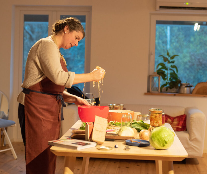 Brigid Lefevre på en kursdag om mjölksyrning