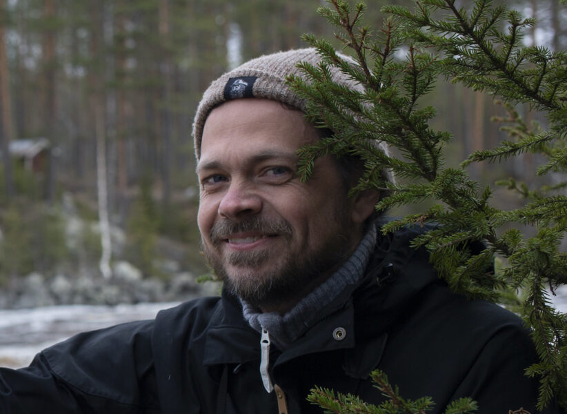 "Om man vill nå ut med information om problematiken i skogen så måste man beskriva det i bilder", säger Jon Andersson, skogsekolog som disputerat vid SLU.