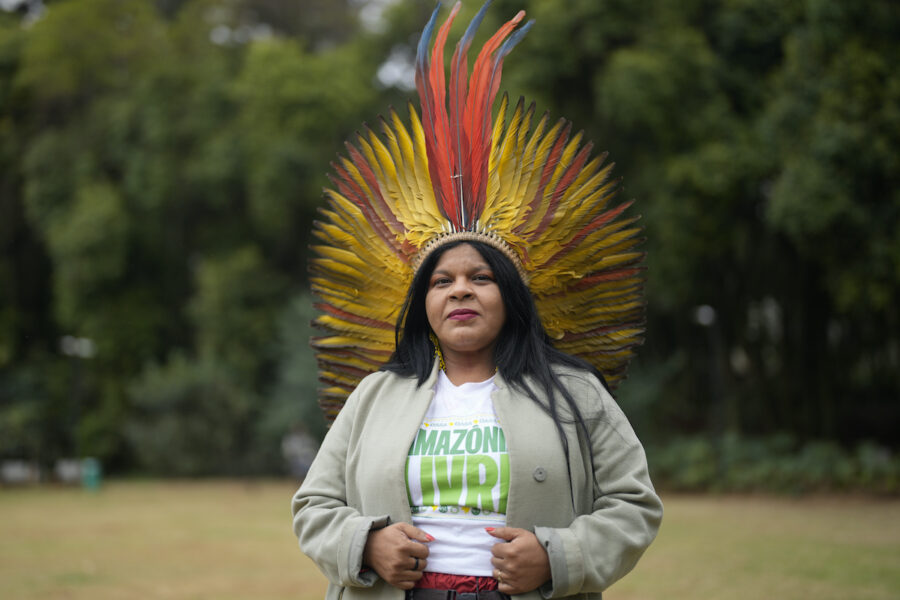 Aktivisten Sônia Guajajara blev Brasiliens första urfolksminister i mars 2023.