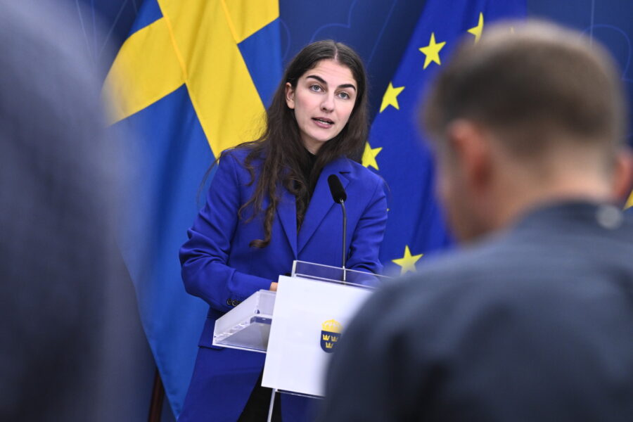 Klimat- och miiljöminister Romina Pourmokhtari presenterade på onsdagen regeringens klimatsatsningar i budgetpropositionen för 2024.