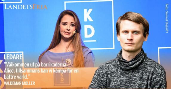 Ledarskribent Valdemar Möller i förgrund, Alice Teodorescu Måwe framför en vägg med KD:s logotyp i bakgrunden.