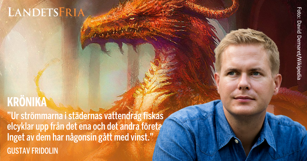 Gustav Fridolin med draken Smaug i bakgrunden.