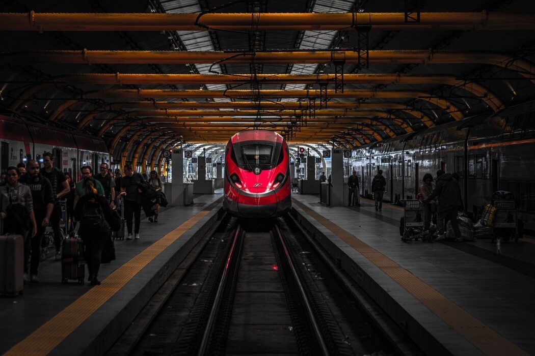 Att kliva på tåget i Malmö och vakna upp nästa morgon i Schweiz kan bli möjligt om en nygammal nattågslinje återupprättas.