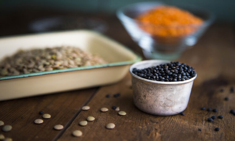 olika linser i skålar