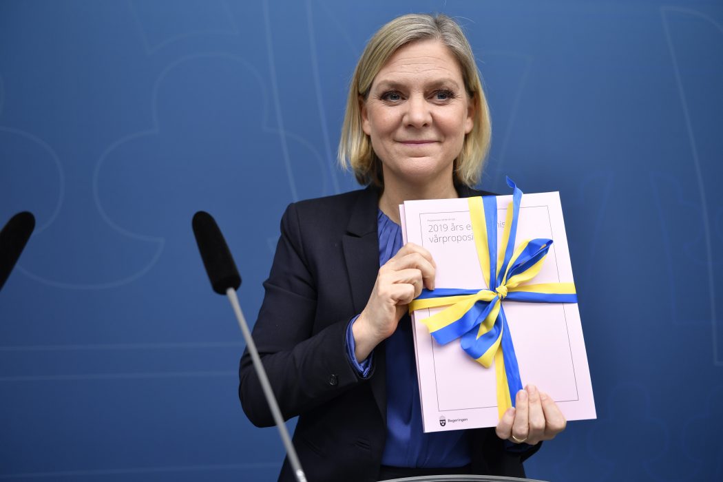 STOCKHOLM 20190410
Finansminister Magdalena Andersson (S) presenterar vårändringsbudgeten under en pressträff i Rosenbad i Stockholm.
Foto: Naina Helén Jåma / TT kod 11880
