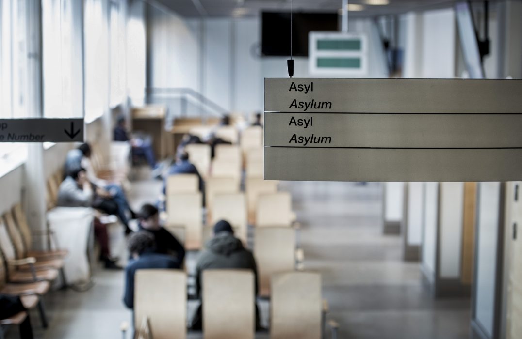 STOCKHOLM 20160315
Asylprocess på Migrationsverket i Solna. Väntsal för asylsökande.
Foto: Marcus Ericsson / TT / Kod 11470