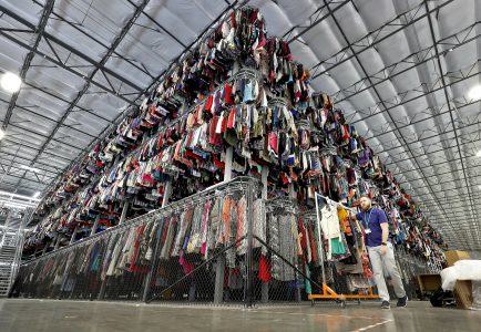 On The Money Decluttering Tips