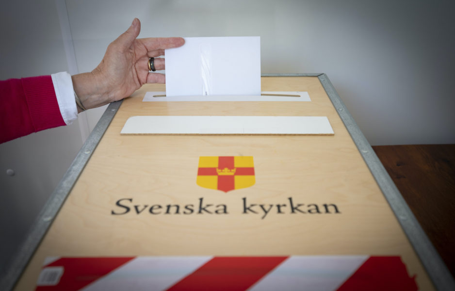 I Sverige får man rösta i kyrkovalet från och med att man fyllt 16 år.