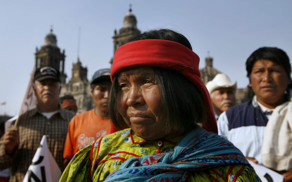 En kvinna ur ursprungsbefolkningen från Tarahumarabergn i norra Mexiko.